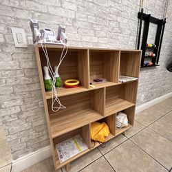 IOTXY Wooden Open Shelf Bookcase - 3-Tier Floor Standing Display Cabinet Rack with Legs, 8 Cubes Bookshelf