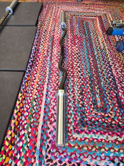 Rogue Fitness Curl Bar