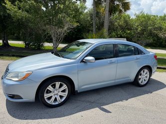 2013 Chrysler 200