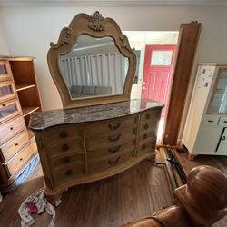 Bedroom Set.  Dresser With Mirror 2 Night Stands With Granite Tops.  Very Nice 