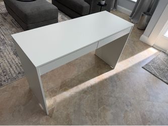 White 2 drawer simple desk