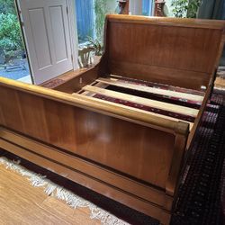 Queen Sleigh Bed