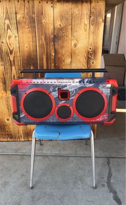 Snap on boombox