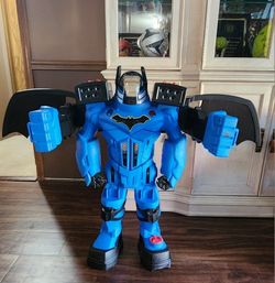 3 Imaginext DS Super Friends Bat-Tech Batbox and Friends Lights and sounds