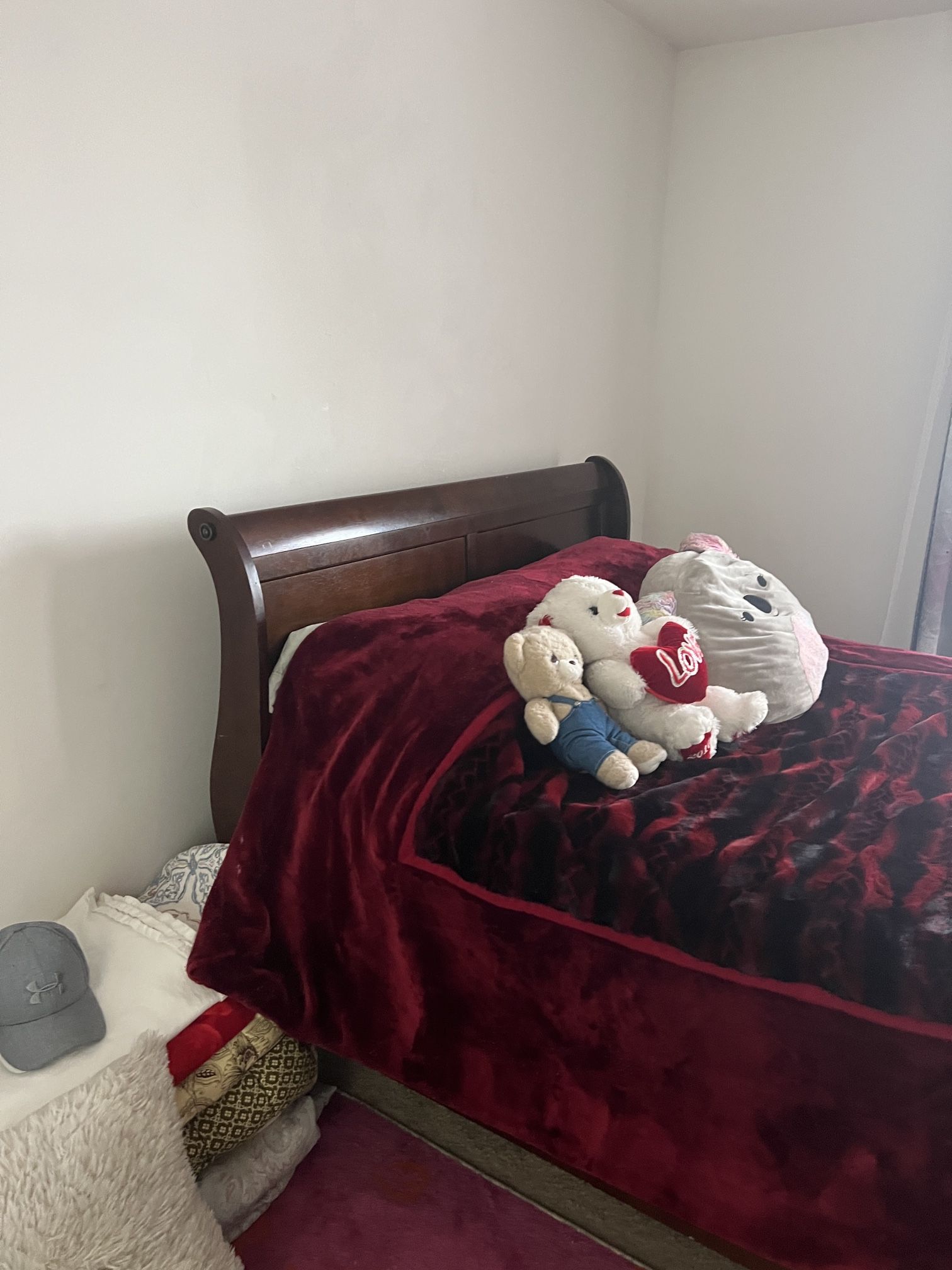 Bed Set With Dresser