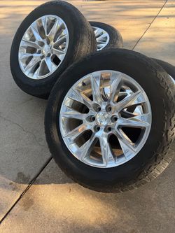 Full set,275-60-20,LTZ.  S.W.Arl