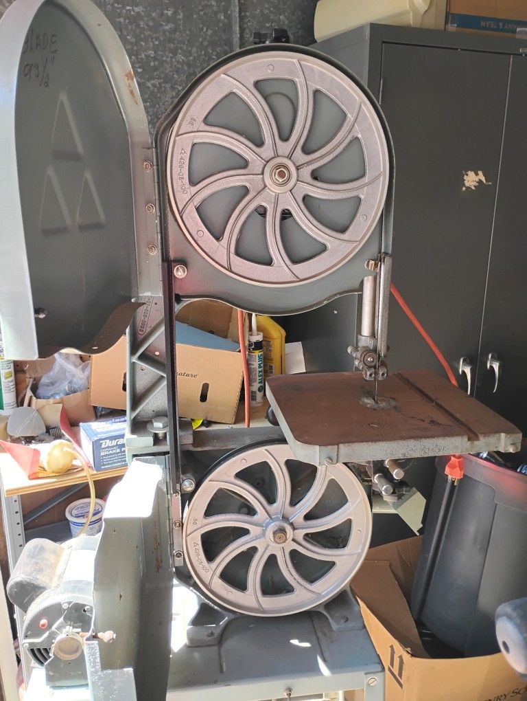 Delta Band Saw