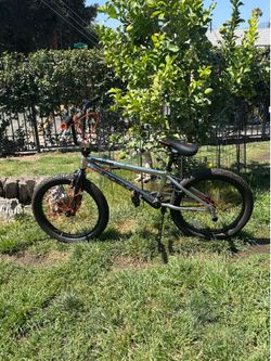 20 INCH BMX MONGOOSE BIKE