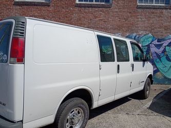 99 Express 3500 Van