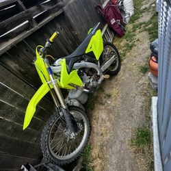 250 Suzuki RMZ dirt bike 