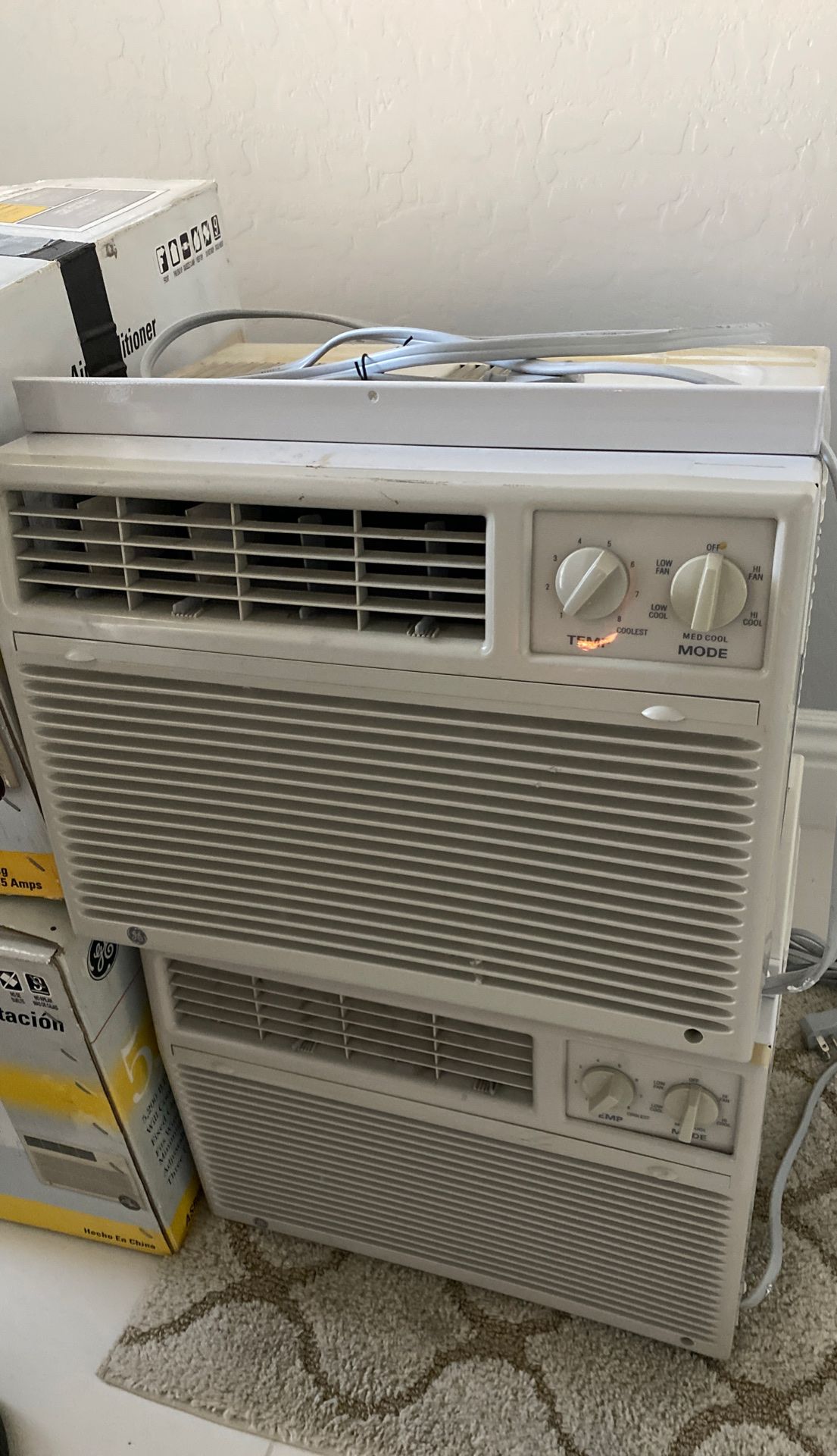 GE Room Air Conditioner 5,200 BTU 5000 BTU window air conditioner open