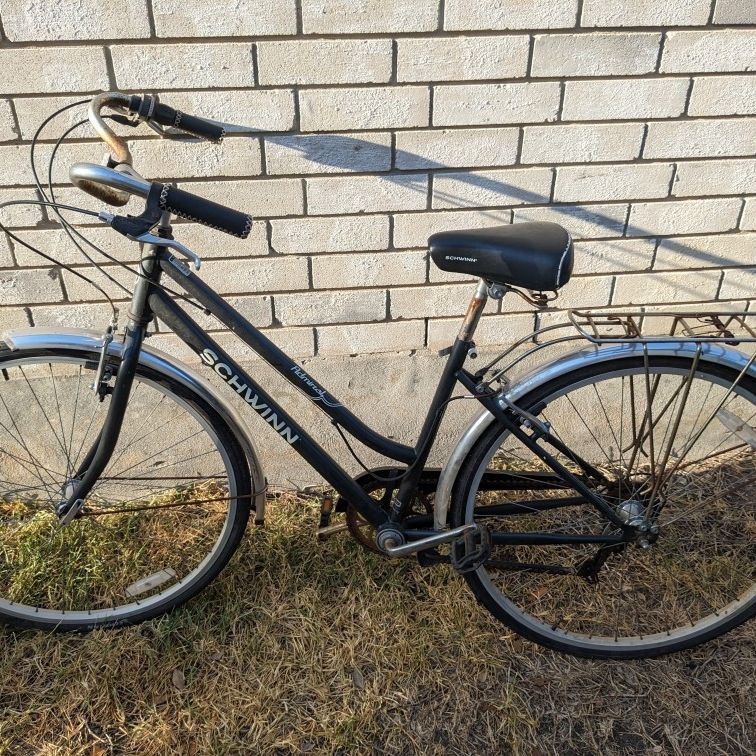 schwinn errand bicycle Wayfarer Hybrid Bike, 700c Mens and Womens Bike, 7-Speed Hybrid Bicycle, Retro Steel Frame, Front and Rear Linear Pull Brakes, Fenders, Cargo Space, Adult : Sports & Outdoors Get ready for smooth rides with the Schwinn Regioneer Mens Hybrid Comfort Bike Schwinn Parkwood 27.5