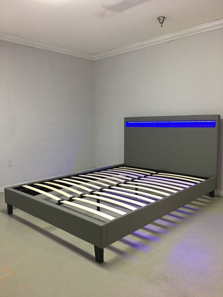 Cama con luces LED... LED Bed Frame