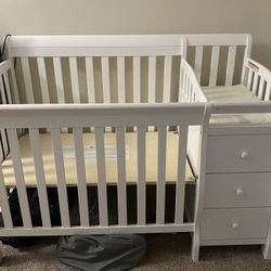 Mini Crib 