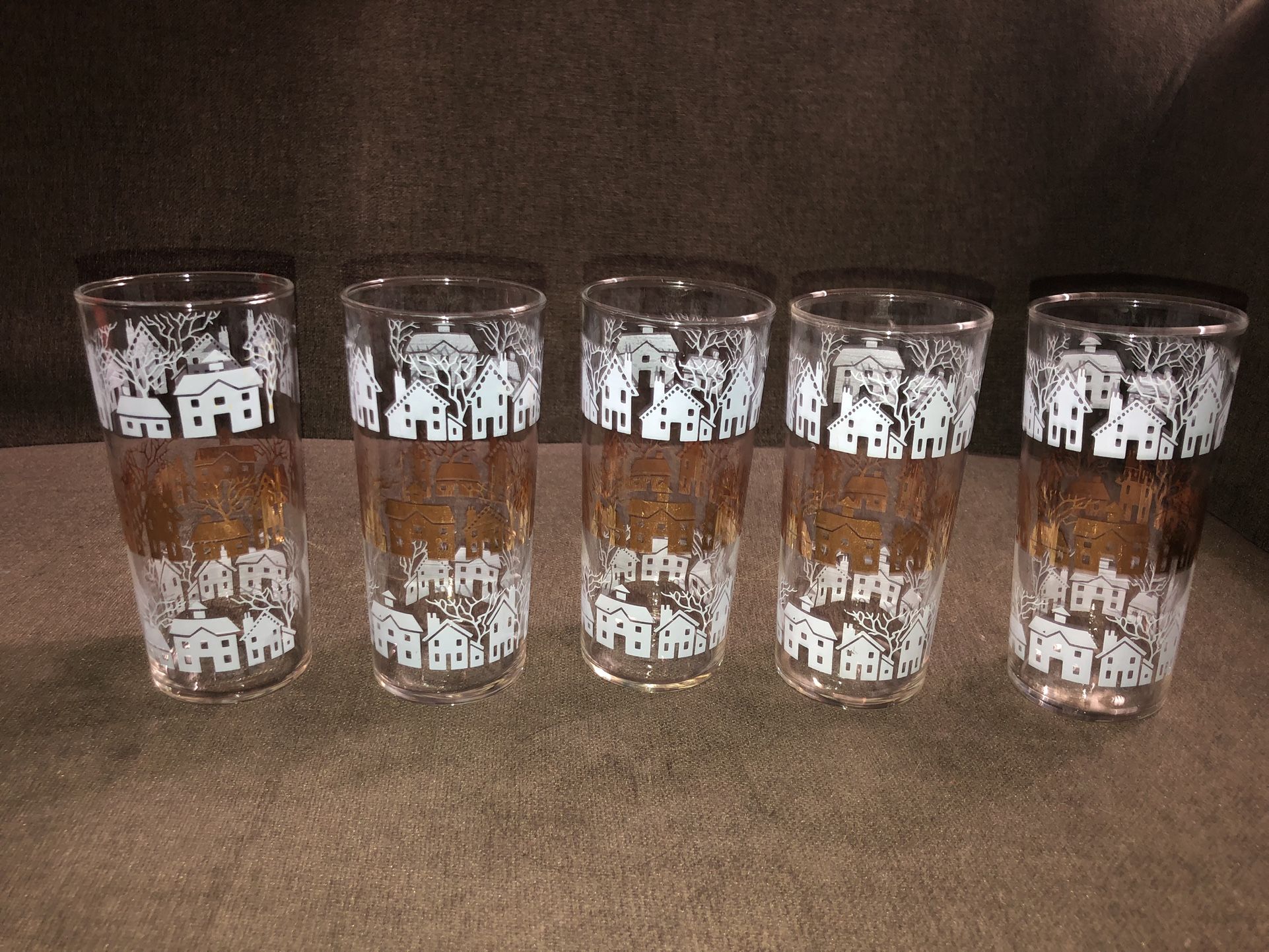 Halloween Haunted House Glassware Set