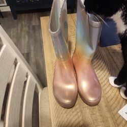 Size 1 Rainboots Girls