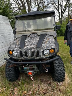 Axis 500 4x4 side-by-side