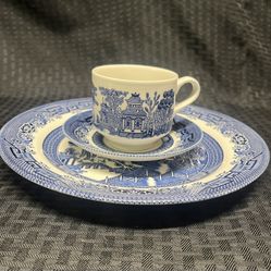 NEW - Churchill Classic Blue Willow 3 Piece Set