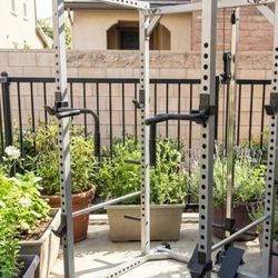 Valor Fitness BD-41 Power Rack Bundle - $950 Value!