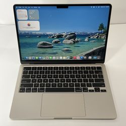 13” MacBook Air M4 Chip Laptop - 16GB (2025) 4 Cycle Count! Starlight