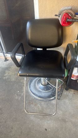 Black Hydraulic Salon Barber Chair