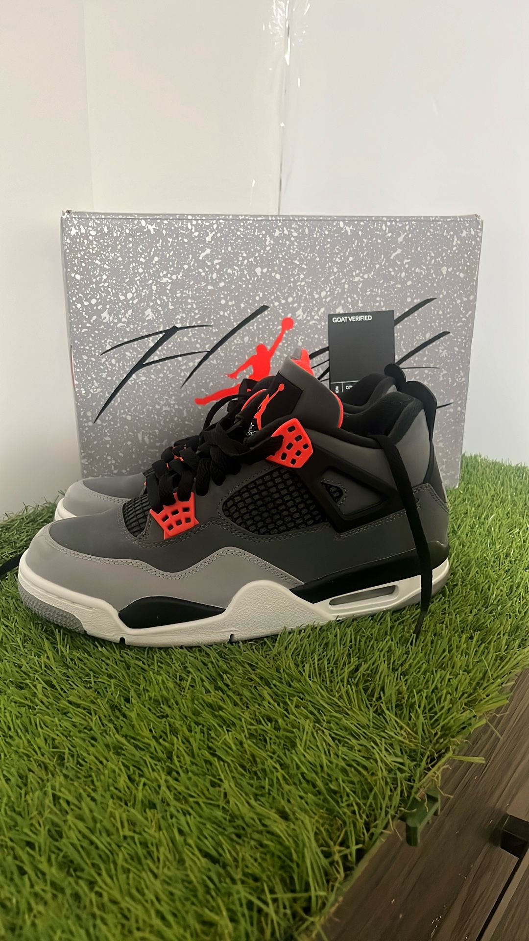 Jordan 4 Infareds Size 8