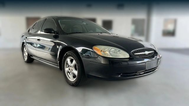 2003 Ford Taurus