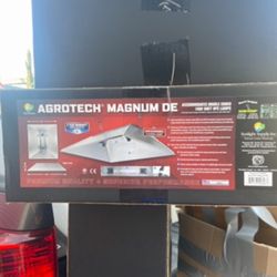 Sun System Agrotech Magnum Reflectors & Bulbs
