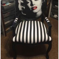 Marilyn Monroe Chair