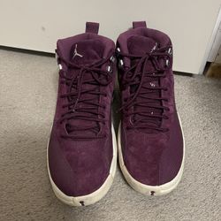 JORDAN 12 BORDEAUX SIZE 10.5