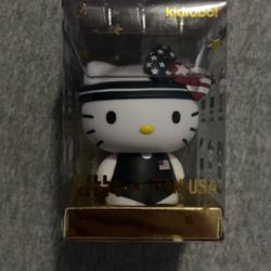 Hello Kitty Olympic Figure