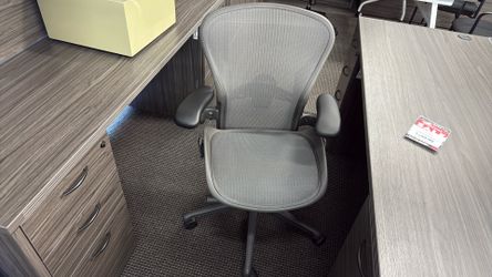 Herman Miller Aeron 2