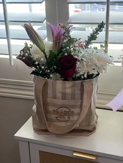 Trader Joe’s Tote Arrangement