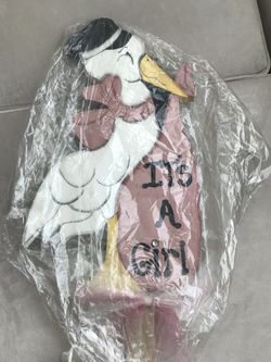 It’s a girl baby shower sign