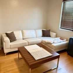 White Sectional 2 Piece Sofá Couch $250