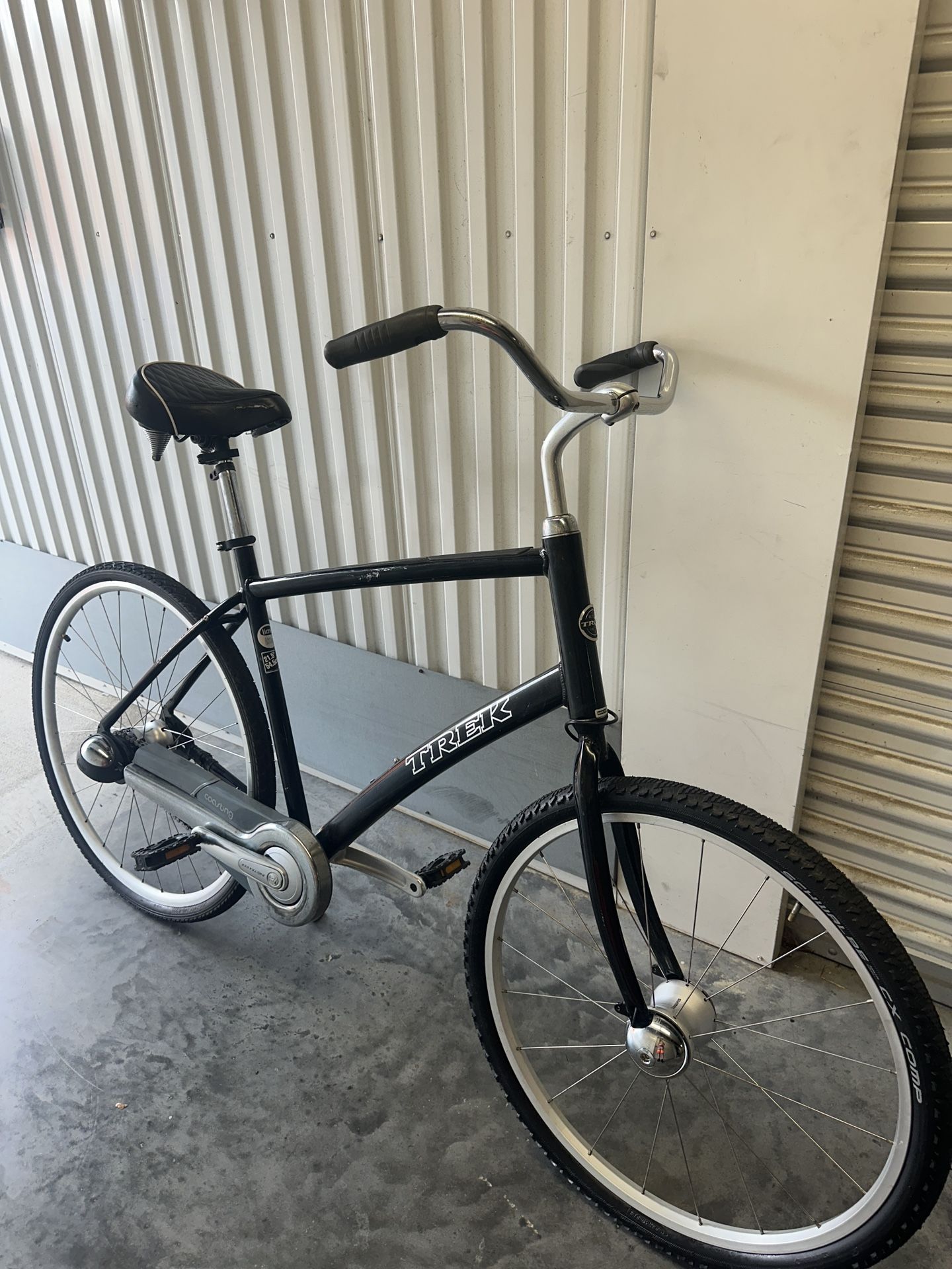 Trek 1975 Lime Comfort Hybrid Bike 121.5  5 Speed