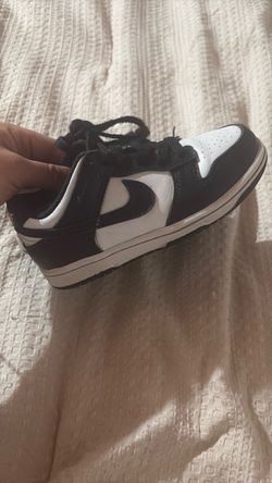 Nike dunks pandas