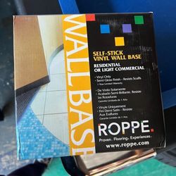 Roppe Wallbase