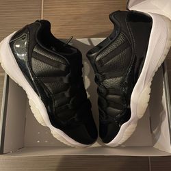 Jordan 11 Retro Low 72-10 Sz 12