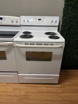 Frigidaire White Electric Coil Range