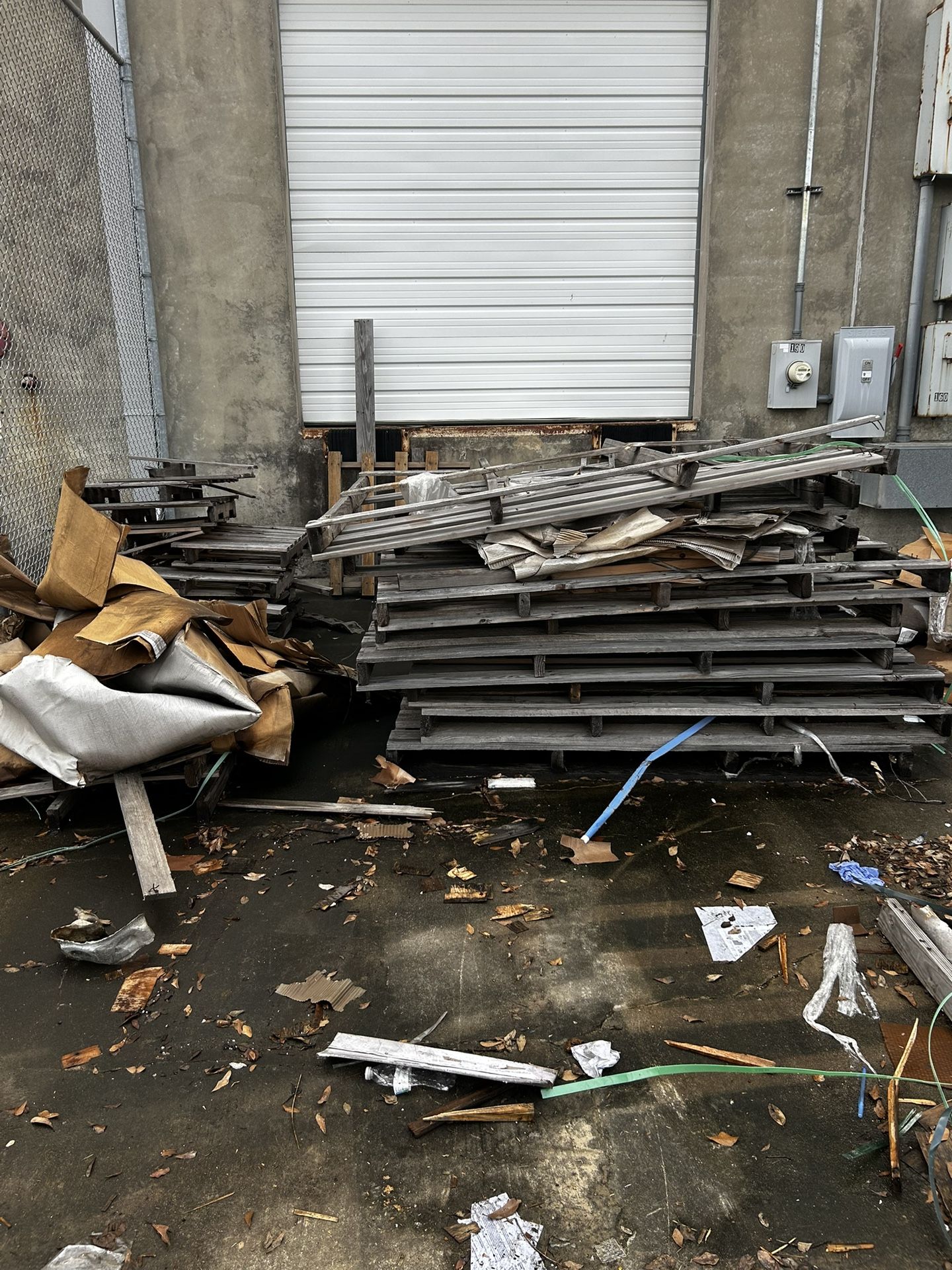 Free Pallet Material