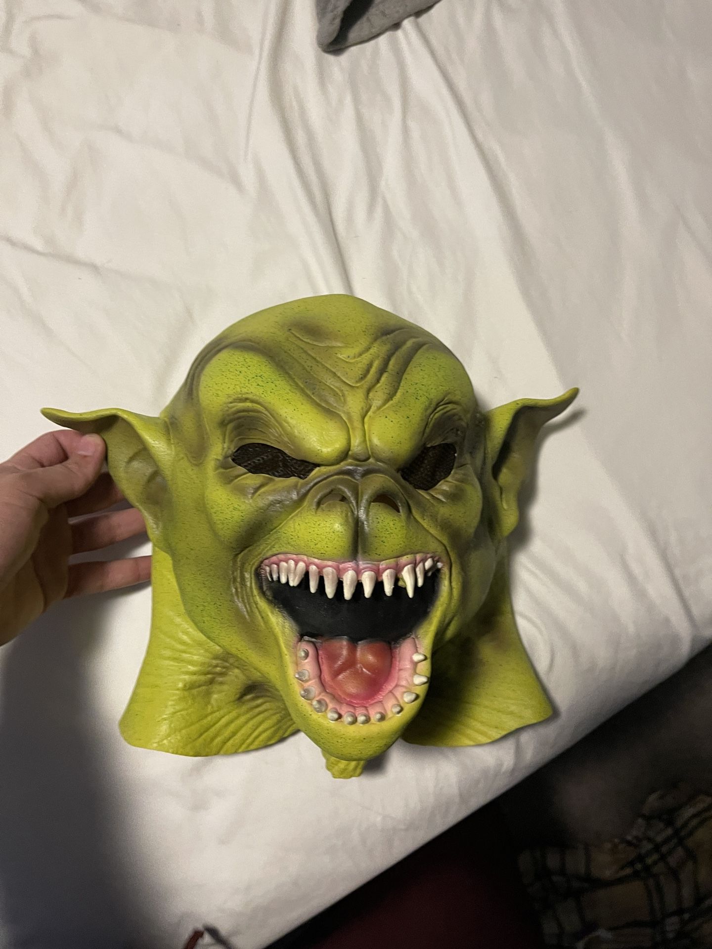 destroy lonely look killa mask