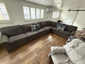 Sectional couch