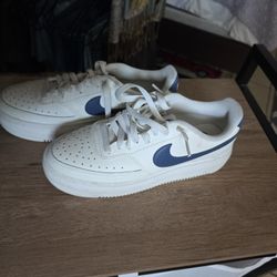 Nike White Shoes 
