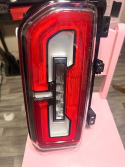 2021-2025 Ford Bronco OEM LED RH Tail Light