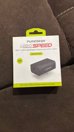 Puregear USB - C + usb A Wall Charger 30 W
