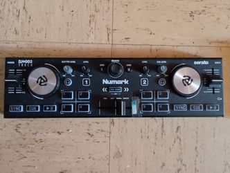 Numark DJ2GO2 TOUCH - DJ Controller 