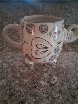 Oversized 3D Embossed Elephant Coffee Mug 