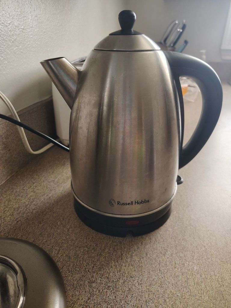 Russell Hobbs Electric Tea Kettle