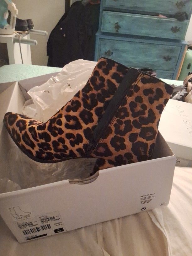 ALDO Fralissi Boots Womens Size 8.5